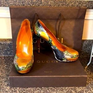Gucci Snakeskin 🐍 Pumps